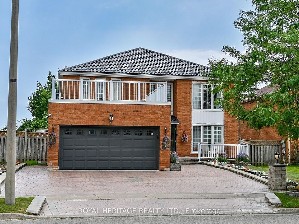 1st image of 7 Kimbark Cres