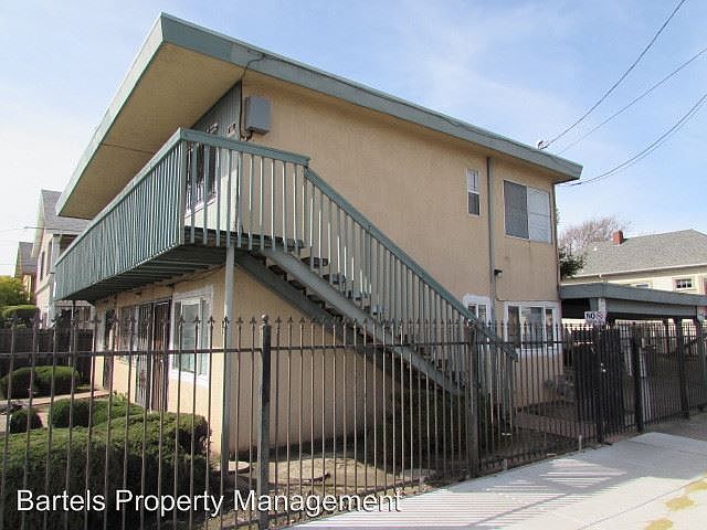 2nd image of 2031A Nevin Ave