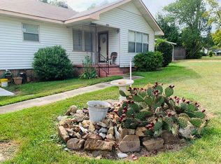 401 Oakland Dr, Natchez, MS 39120