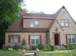 50 165th St, Hammond, IN 46324