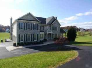 19100 Peach Blossom Ct, Gaithersburg, MD