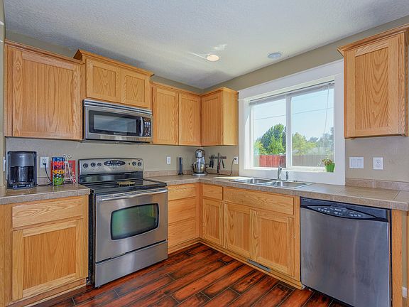 2nd image of 8105 NE 93rd Ave
