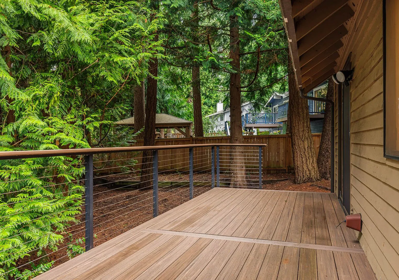 Charming 3-Bedroom Pine Lake Heights Home with Expansive Deck — Photo 4