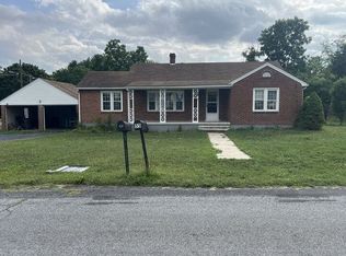 56 N Church St, Craigsville, VA 24430