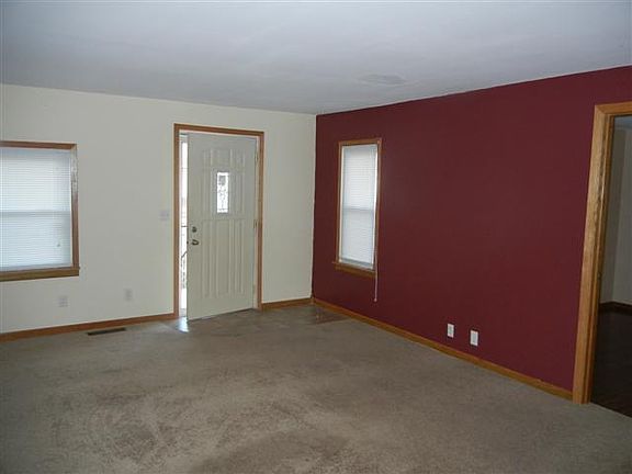 4th image of 2508 Avenue G