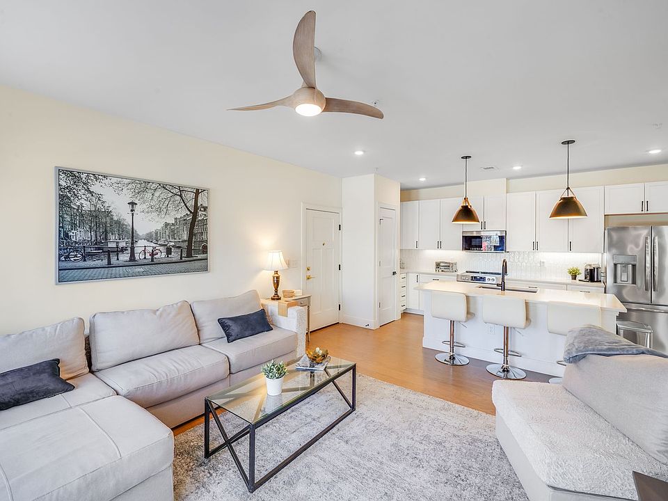 1st image of 3000 South Blvd #304