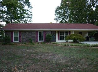 8 Pine Bower Dr NW, Rome, GA 30165