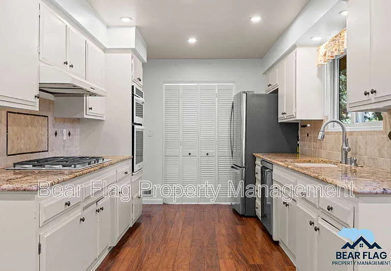 7919 Ridgemont Dr — Photo 18