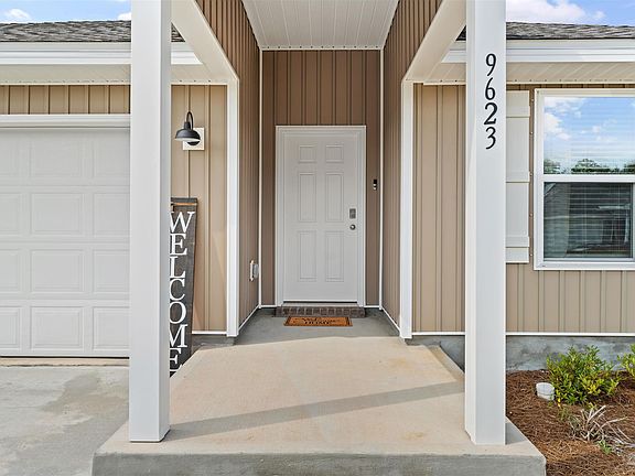 5th image of 9623 Angel Oak Dr