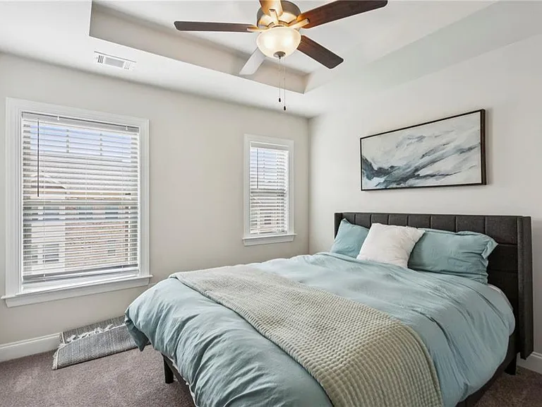 1368 Live Oak Ln — Photo 18