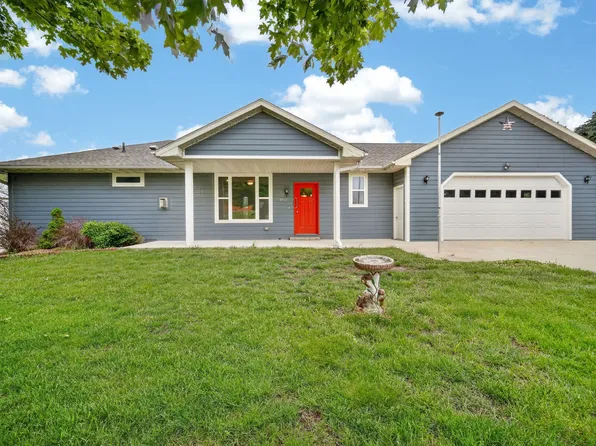 1018 North St, Yale, IA 50277