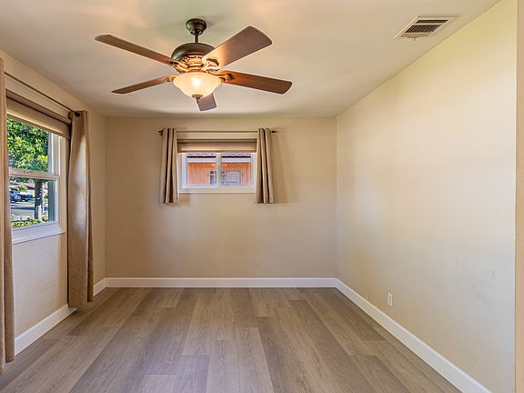 3rd image of 721 S San Antonio Dr