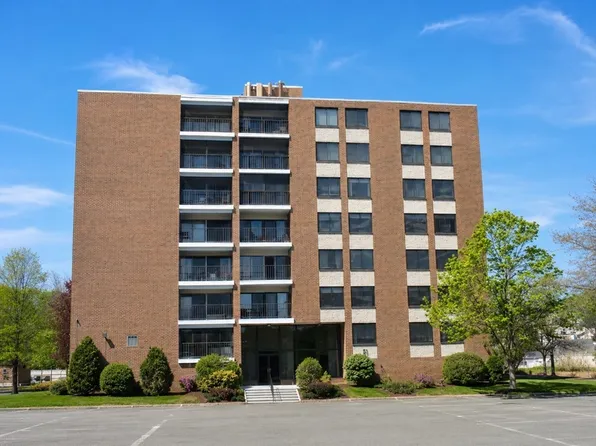 51 Melrose St APT 5F, Melrose, MA 02176