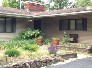 3280 Vera Ct, Oakland, MI 48363