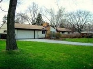 6365 Waldon Rd, Clarkston, MI 48346