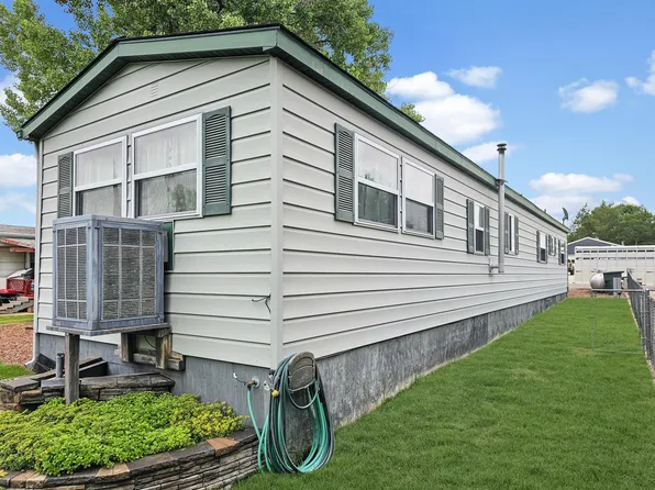 310 3rd Ave W, Ranchester, WY 82839