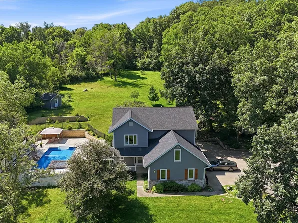 1432 Hickory Hollow Rd NE, Solon, IA 52333