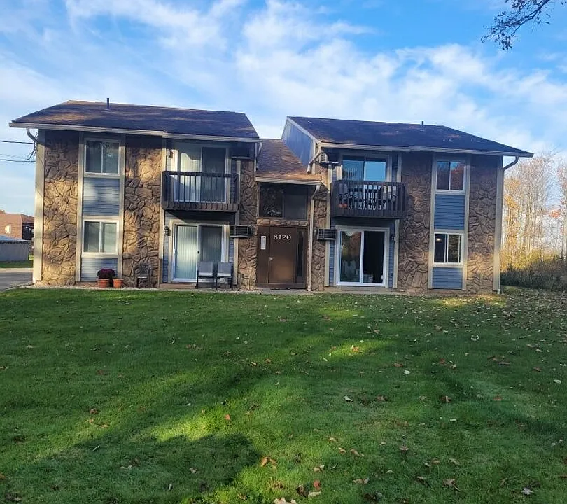 8120 Stadler Ave.