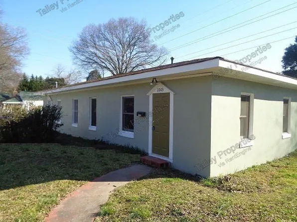 2203 Highland St, Charlotte, NC 28208
