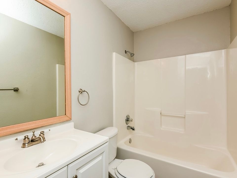 1st image of 9121 Friendswood Dr