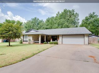 1514 Sun Rise Dr, Enid, OK 73703