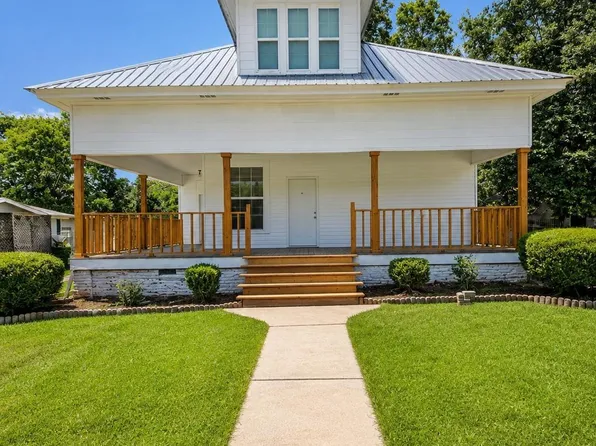 213 S Smith Ave, El Dorado, AR 71730