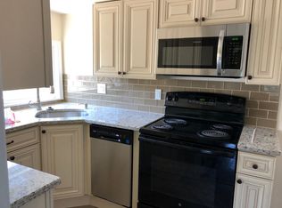 34 W Spring Ave #3, Ardmore, PA 19003