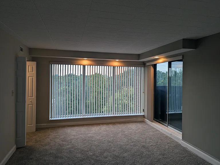 Monroeville Apartments — Photo 35