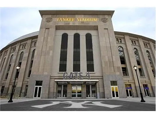 Sold by Douglas Elliman | media 24