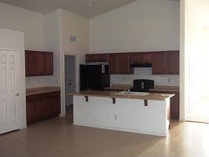 4th image of 8538 W Mohave St