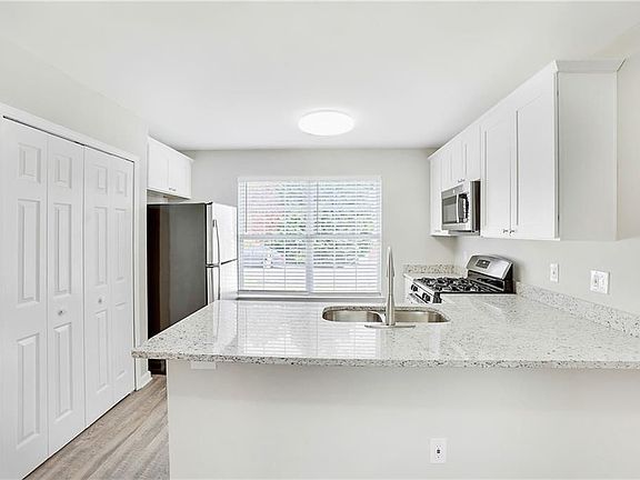 5th image of 5317 Windfield Glen Ct