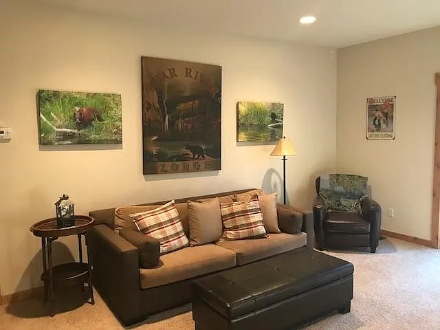 12768 Zurich Pl — Photo 10