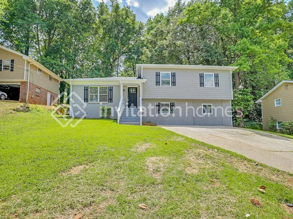 1400 High Meadow Dr, Stone Mountain, GA 30083