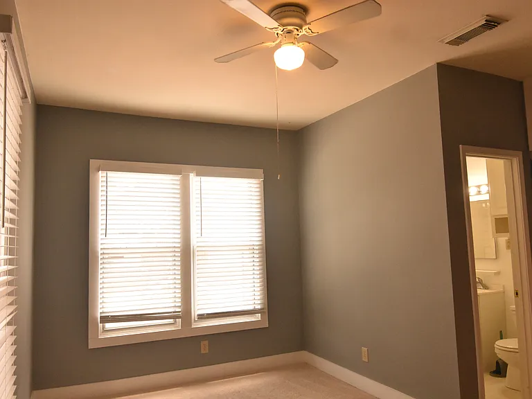 1305 Isabella St #4 — Photo 11