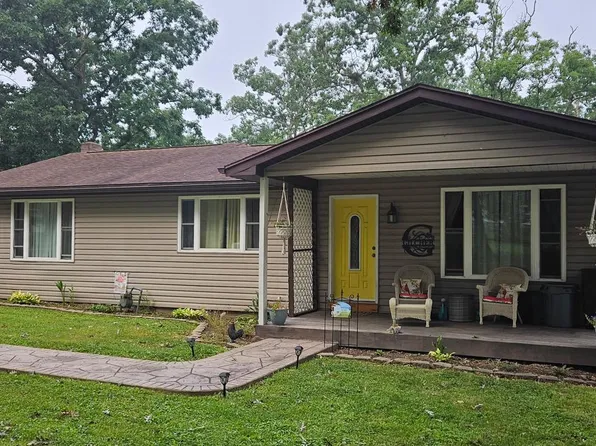 104 D St, Oakland, MD 21550
