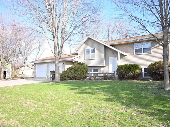 207 E Wilson St, Everly, IA 51338