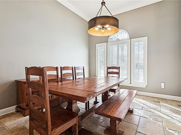 4th image of 41251 Rue Chene