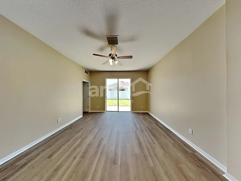 9253 Black Thorn Loop — Photo 7