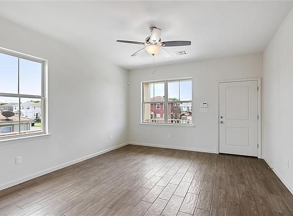 4th image of 6257 Vermillion Blvd