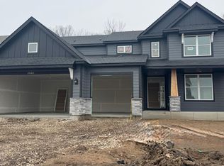 2660 Aspen Dr, Shakopee, MN 55379