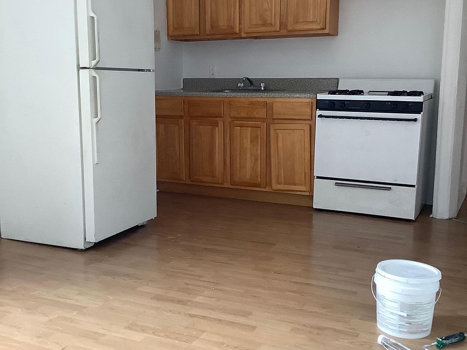 1st image of 936 59th St #4D