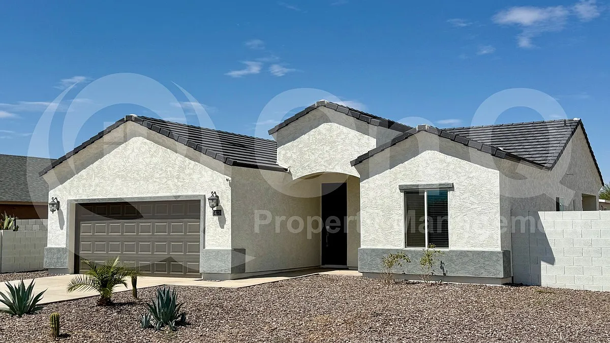 3 bed, 2.0 bath, 1488 sqft, $1,799 — Photo 2