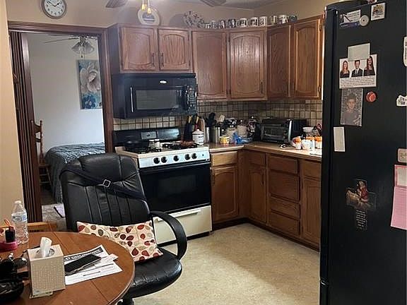 2nd image of 6156 Sloan Ave