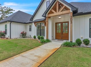 303 County Road 2462, Mineola, TX 75773