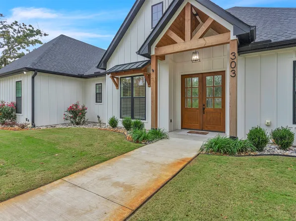 303 County Road 2462, Mineola, TX 75773