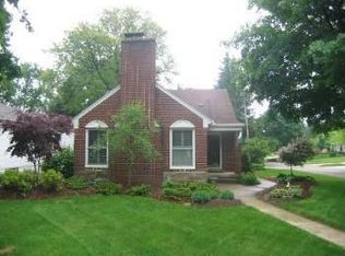 33925 Macomb Ave, Farmington, MI