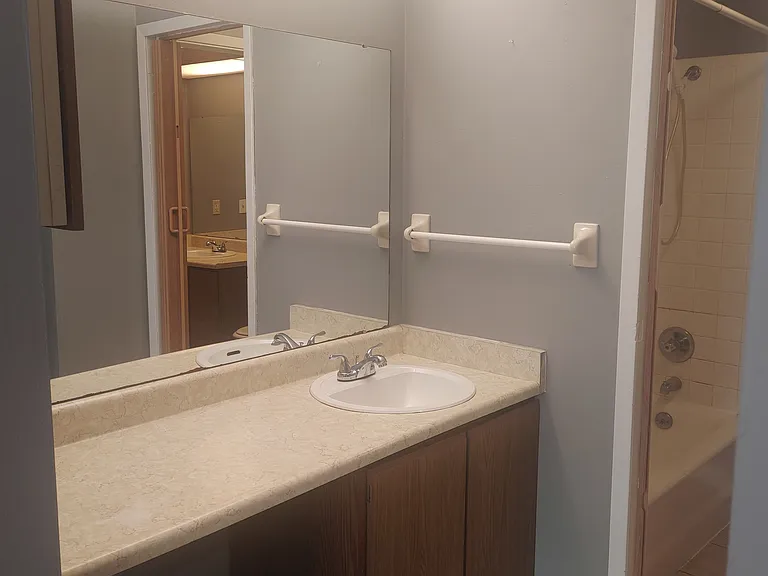 5065 Belle Isle Dr — Photo 8