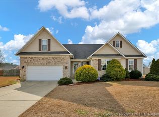 313 Ivywood Ln, Raeford, NC 28376