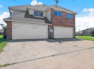 430 Chestnut Ln, Desoto, TX 75115