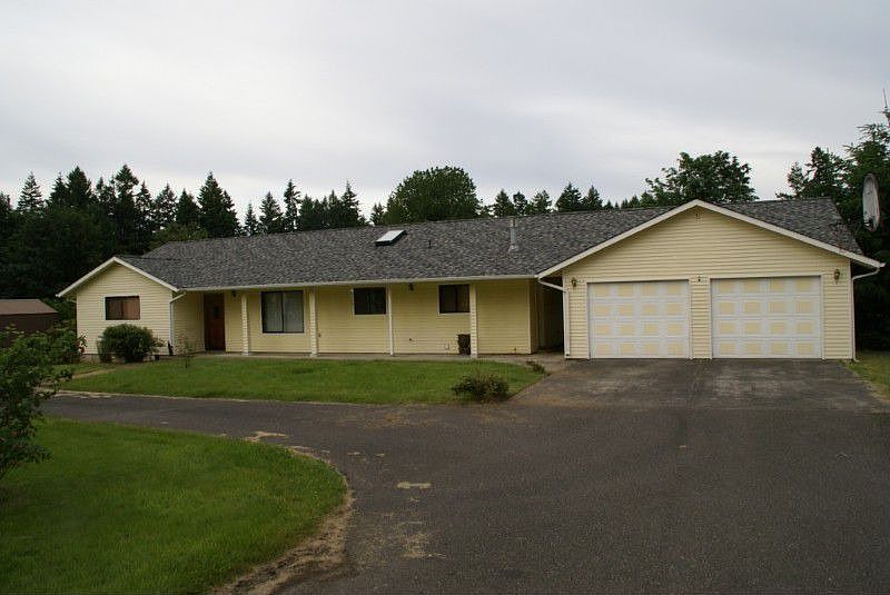 1st image of 848 Ulery St SE